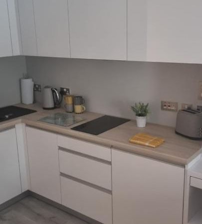 The Hub Gibraltar Apartment ภายนอก รูปภาพ